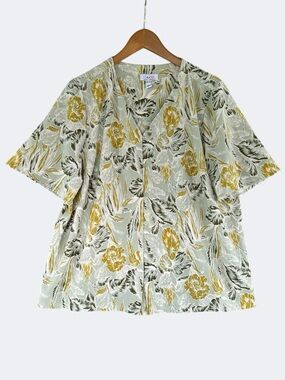 Floral V-Neck Short Sleeve Blouse in Sage and Mustard